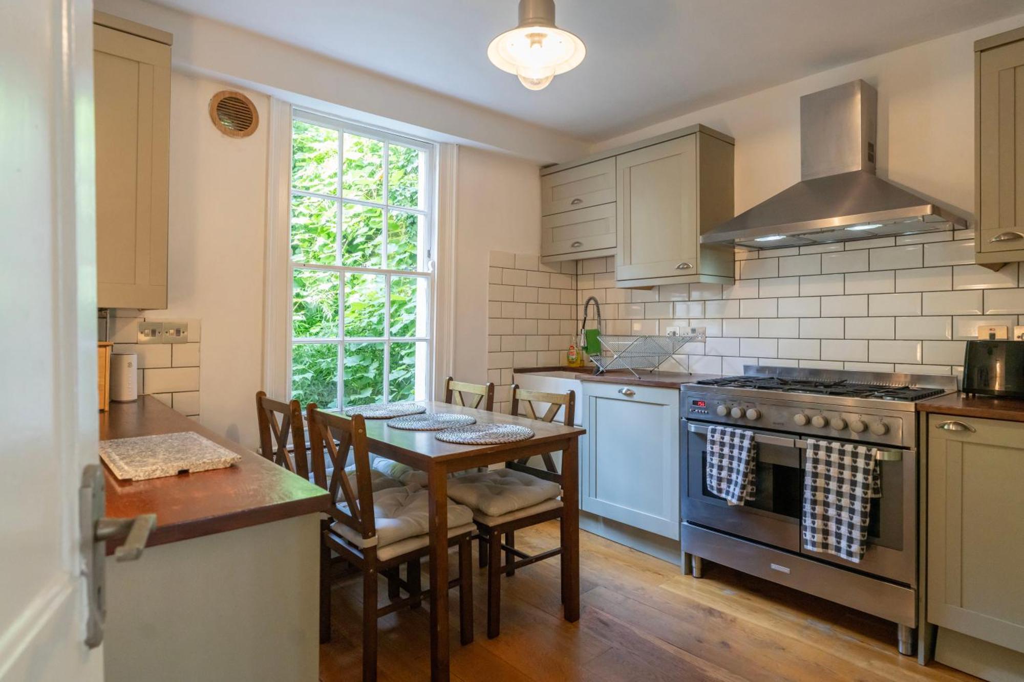 Gorgeous 2Bed House In New Road Apartment London Bagian luar foto