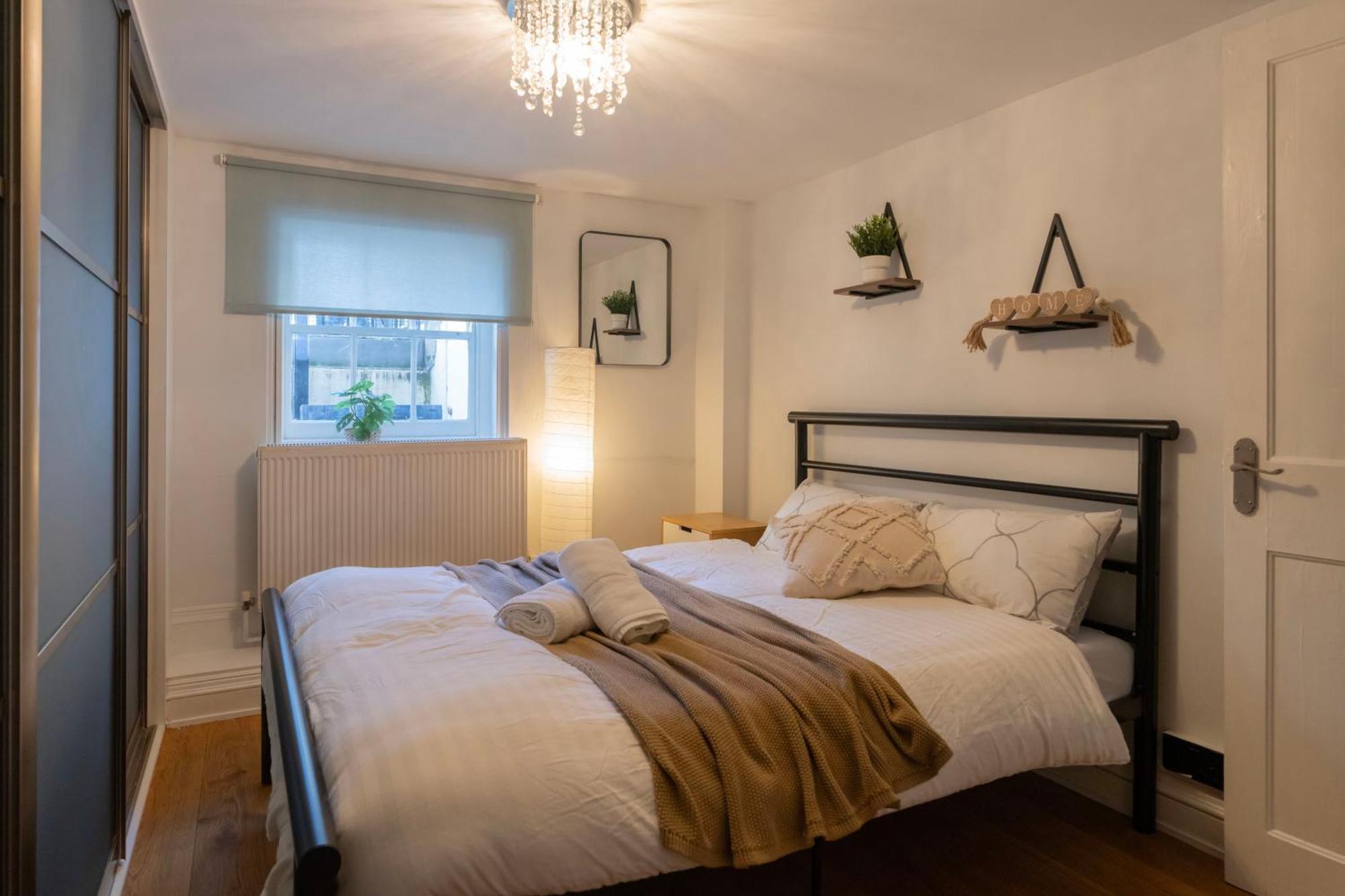 Gorgeous 2Bed House In New Road Apartment London Bagian luar foto
