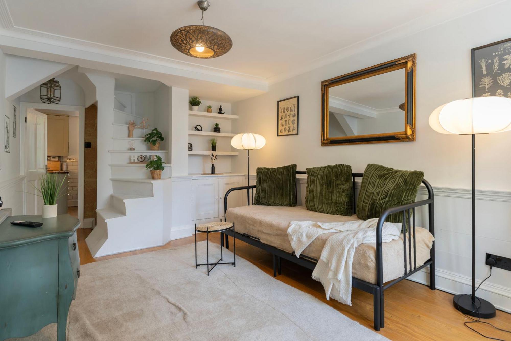 Gorgeous 2Bed House In New Road Apartment London Bagian luar foto