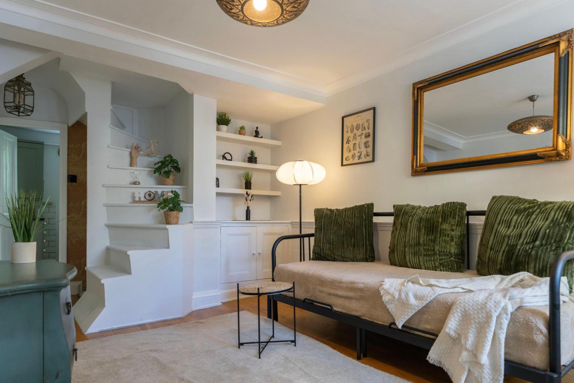 Gorgeous 2Bed House In New Road Apartment London Bagian luar foto